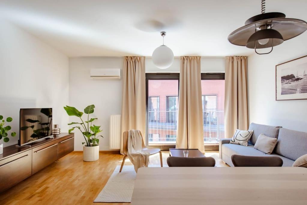 Wygodny Apartament Przy Dworcu Kraków Eksteriør billede